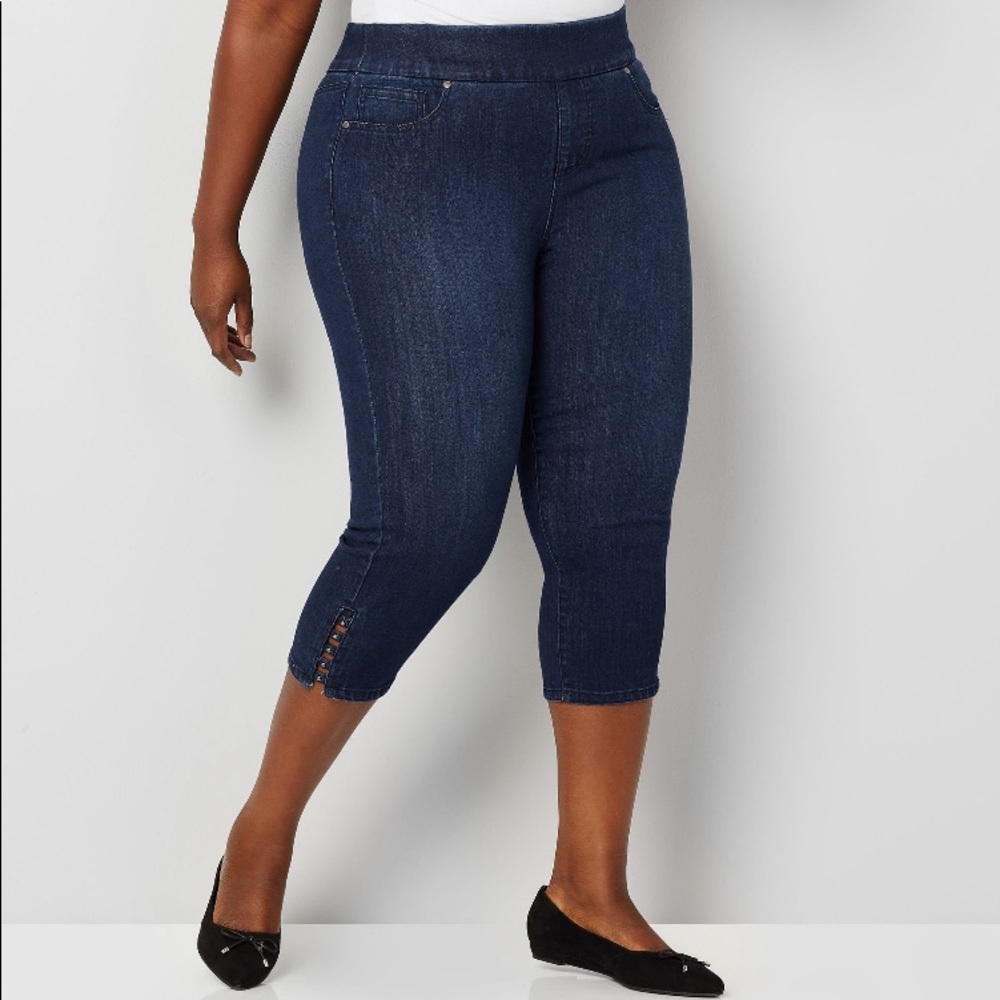 Ultimate Fit Denim Capri with Rivets